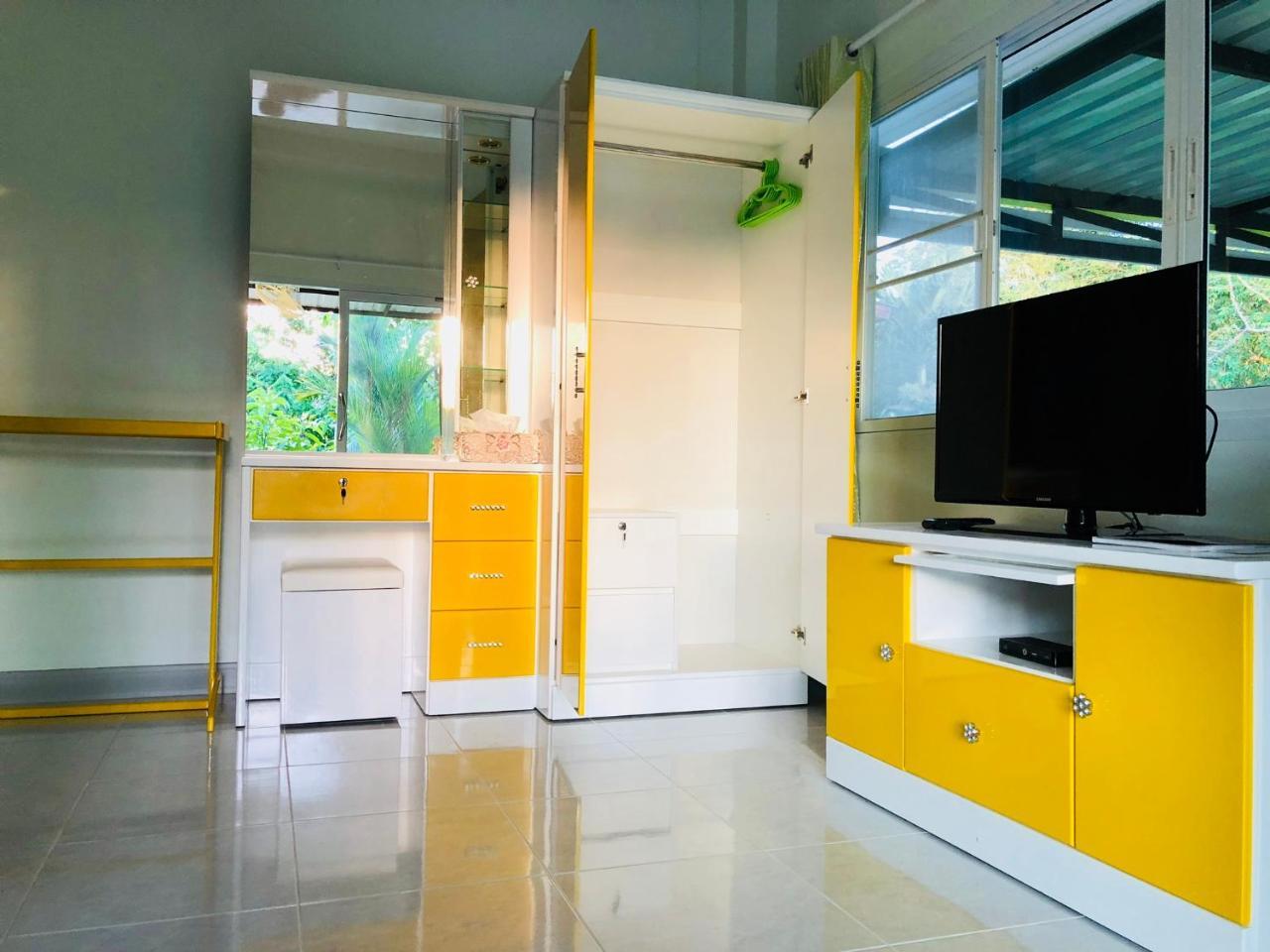 Aranya Resort Chumphon Exterior photo