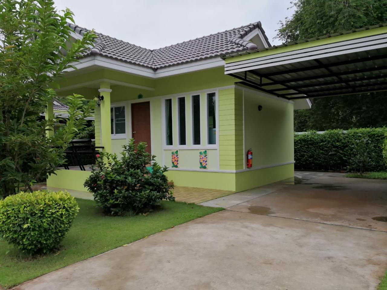 Aranya Resort Chumphon Exterior photo