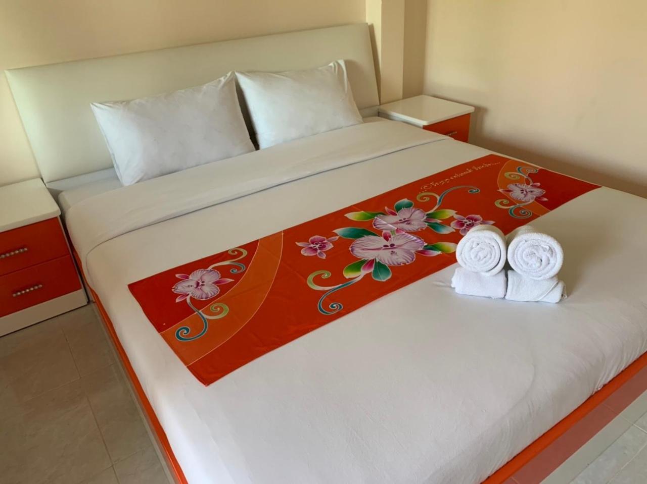 Aranya Resort Chumphon Exterior photo