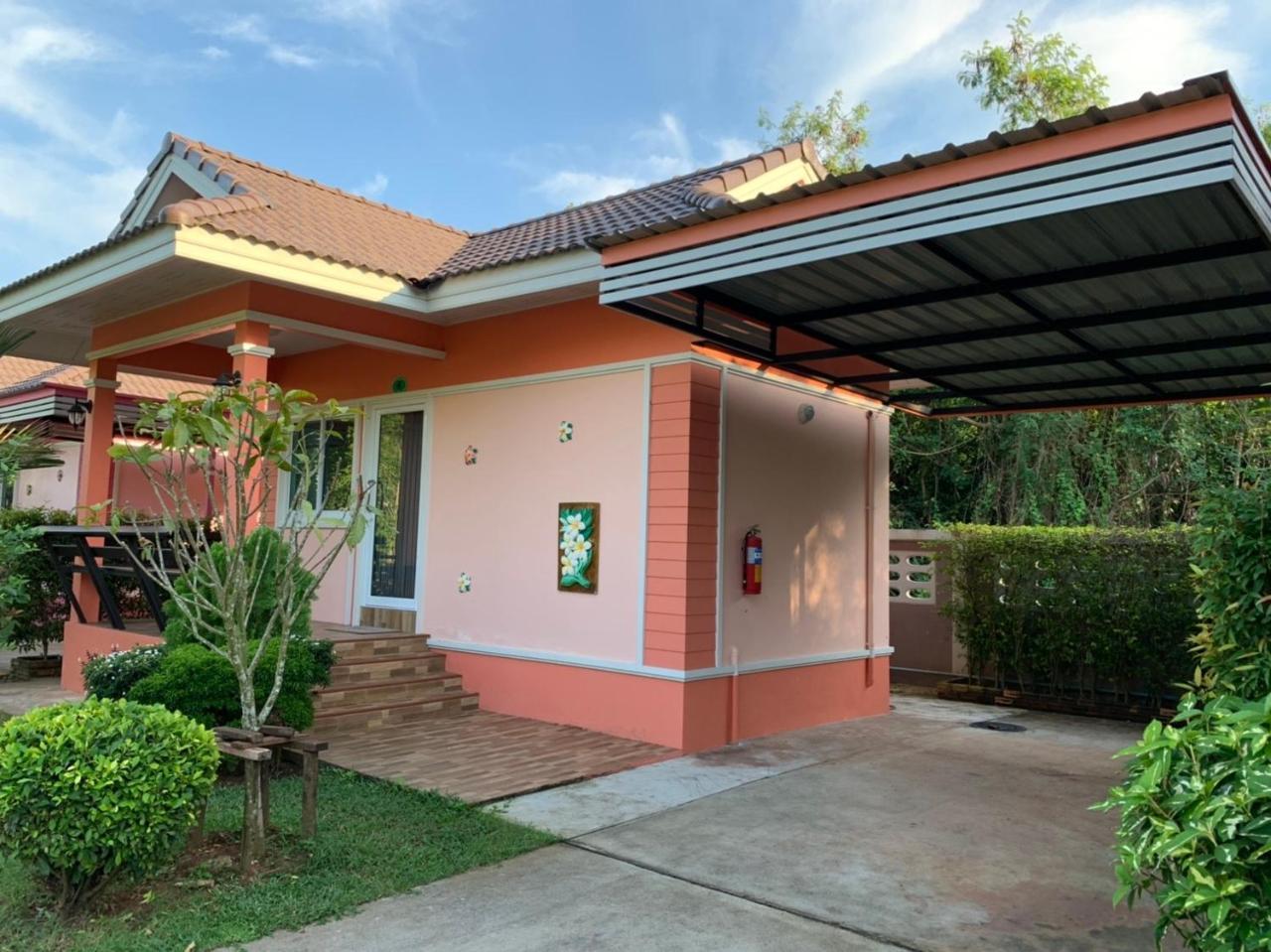 Aranya Resort Chumphon Exterior photo